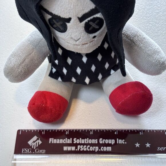 Kidrobot Phunny Coraline Other Mother 8-Inch Plush Pre-Owned - Picture 9 of 9